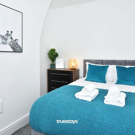 Gilman House By Truestays - 4 Bedroom House In Stoke-On-Trent Etruria Экстерьер фото
