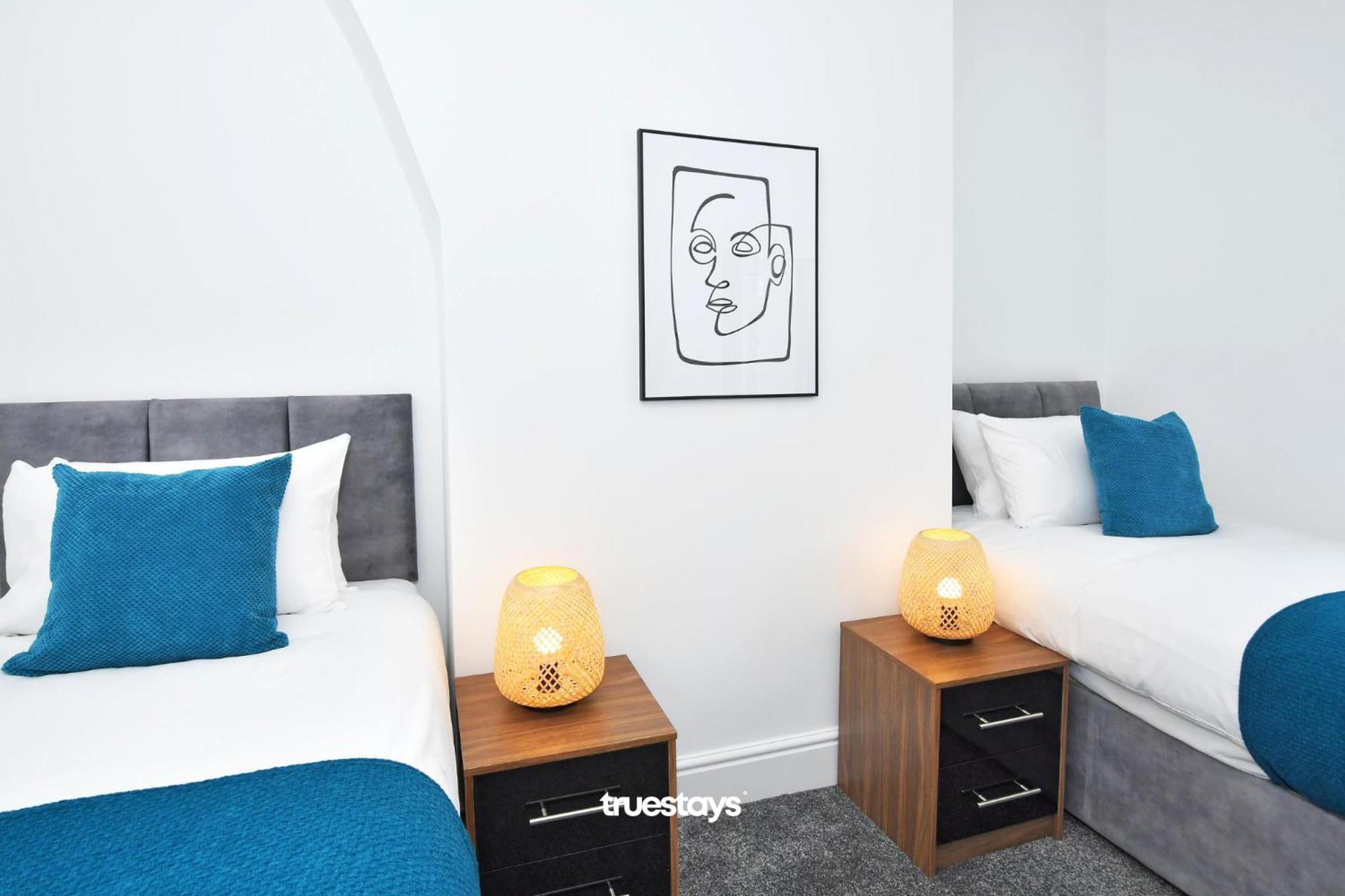 Gilman House By Truestays - 4 Bedroom House In Stoke-On-Trent Etruria Экстерьер фото
